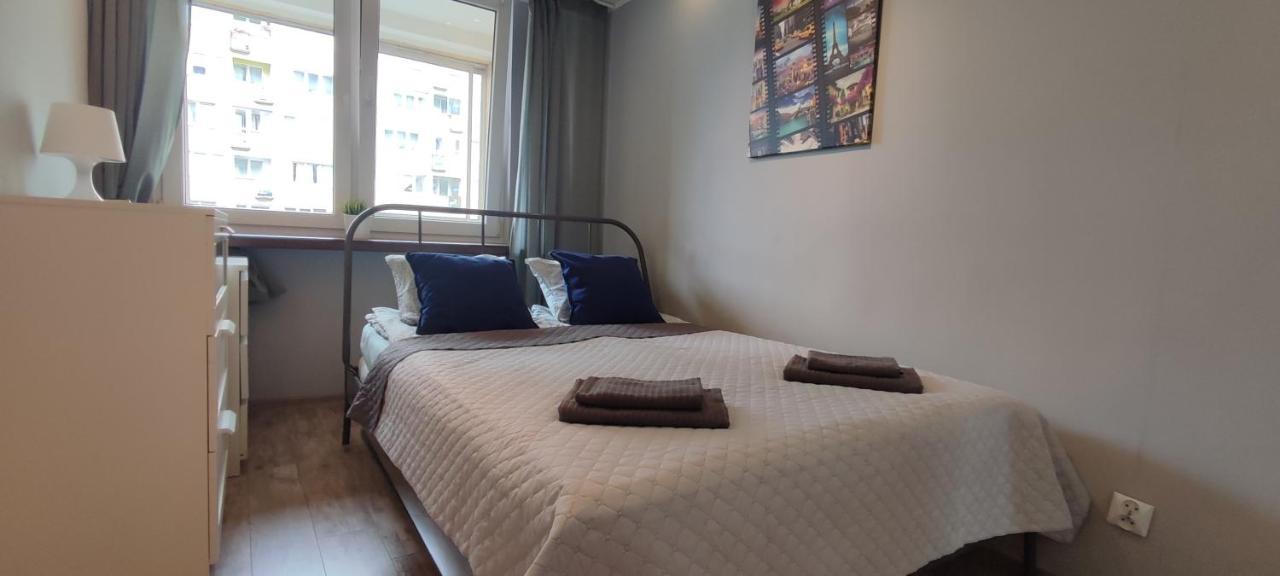 Top Apartamenty Centrum - Metro Rondo Onz Varsóvia Exterior foto