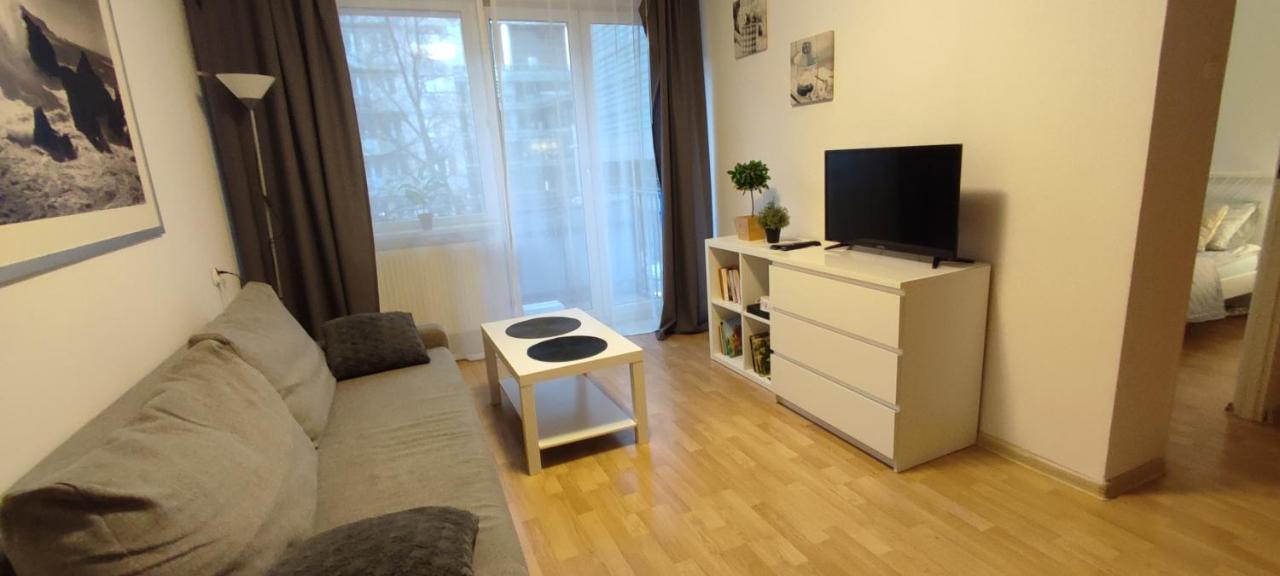Top Apartamenty Centrum - Metro Rondo Onz Varsóvia Exterior foto