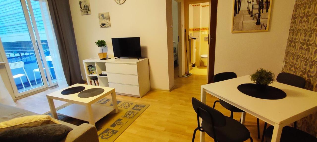 Top Apartamenty Centrum - Metro Rondo Onz Varsóvia Exterior foto