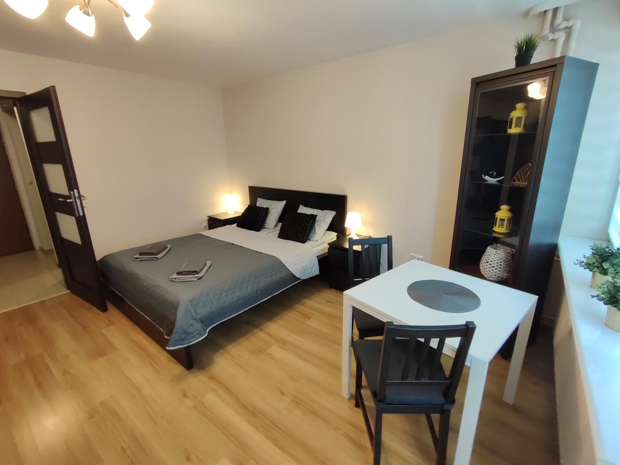 Top Apartamenty Centrum - Metro Rondo Onz Varsóvia Exterior foto