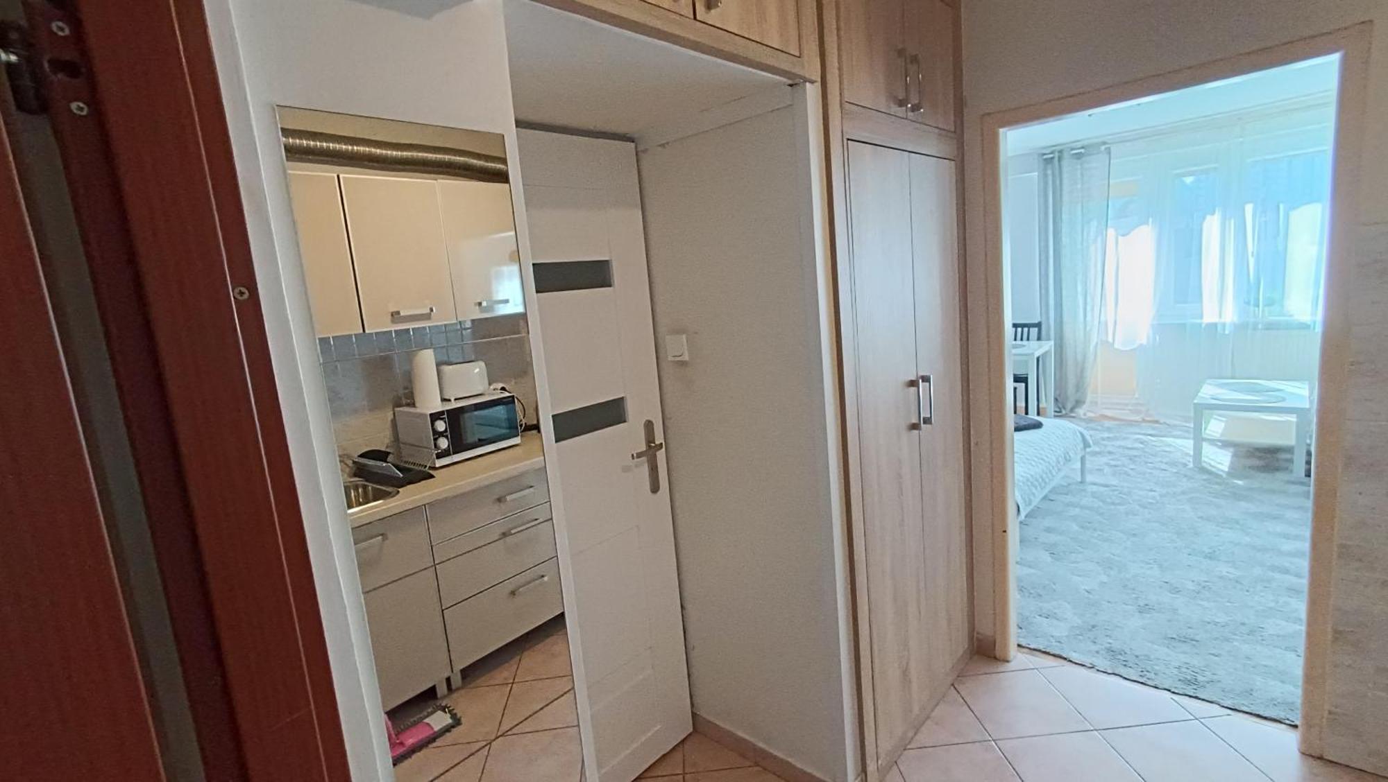 Top Apartamenty Centrum - Metro Rondo Onz Varsóvia Exterior foto